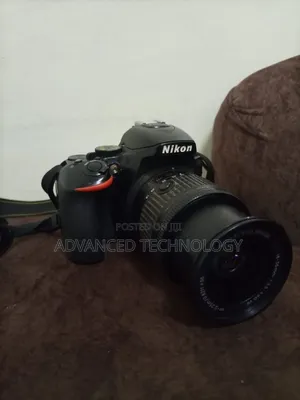 Nikon D5600 Exuk With 18-55mm Lense