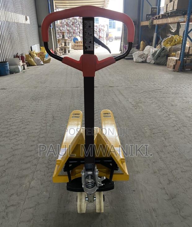 3000kgs Hydraulic Hand Pallet Truck