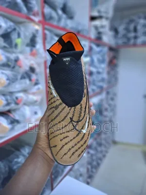 Nike Phantom GX Trainer Boots