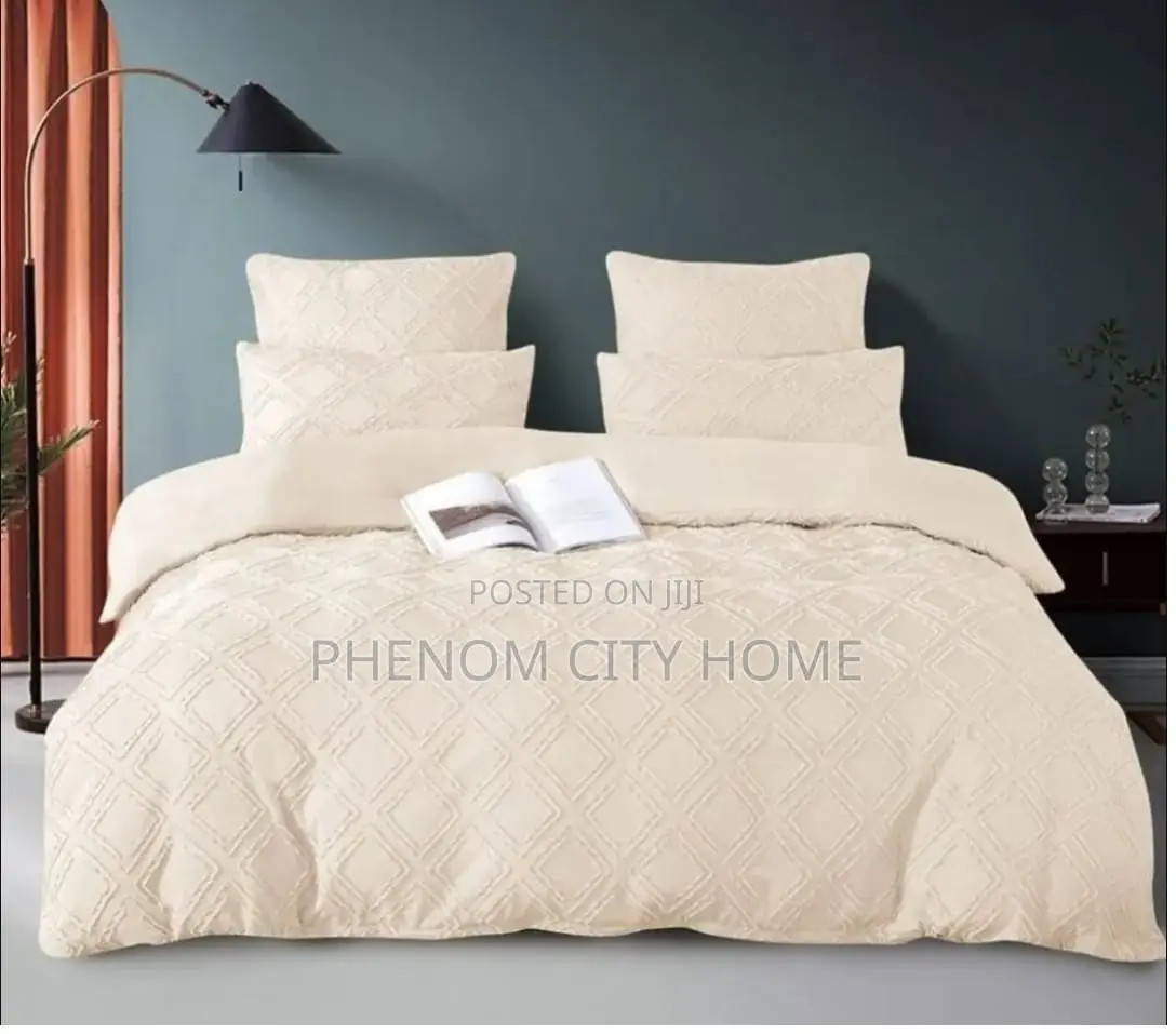 Luxury Tufted Wave Design Duvet Cover Set Available
