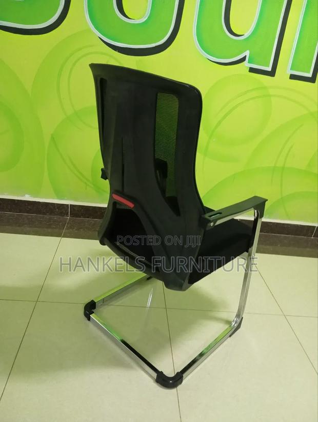 Mid Back Mesh Visitor Seat - thumbnail 2