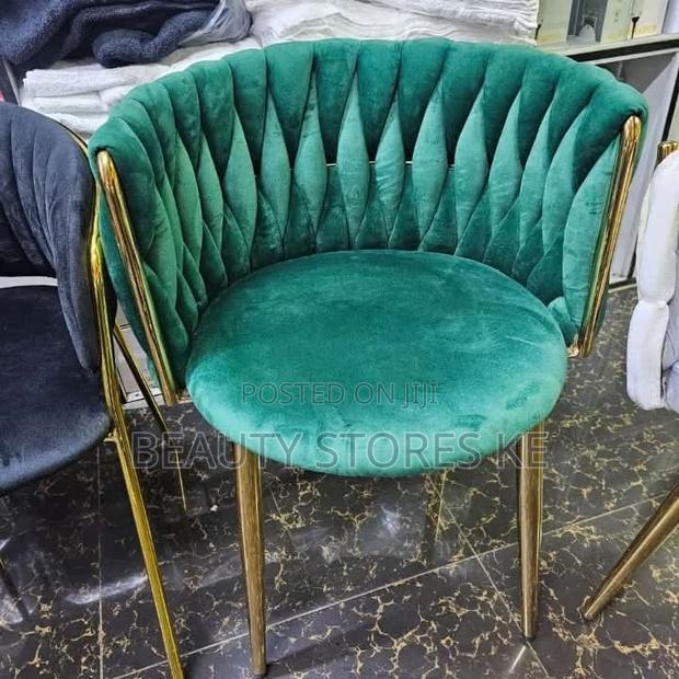 Gold Manicure Seats - main view