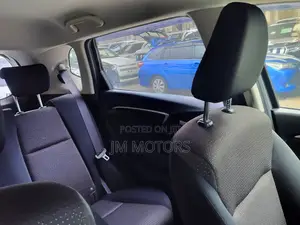 Honda Fit 2017 Silver