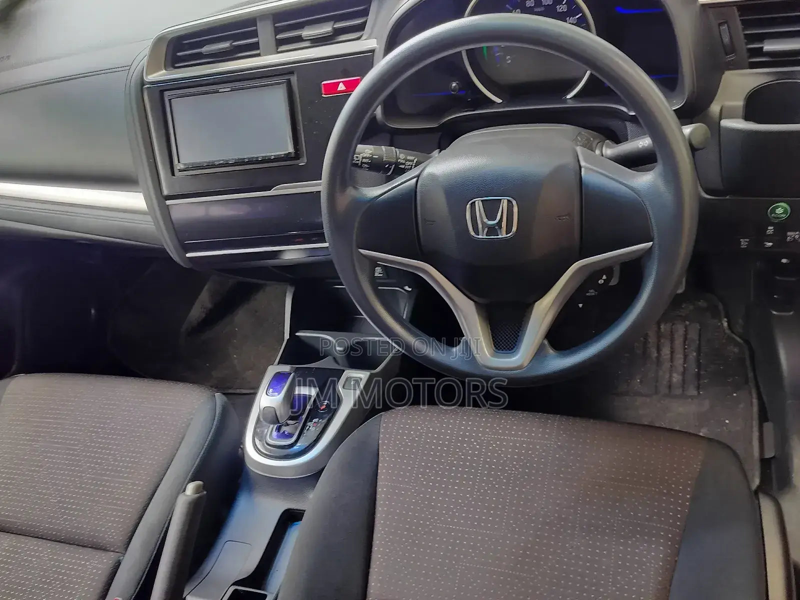 Honda Fit 2017 Silver