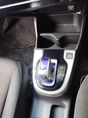 Honda Fit 2017 Silver