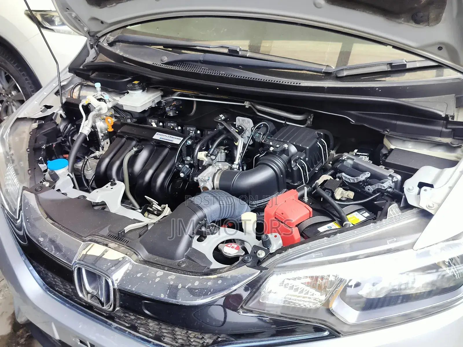 Honda Fit 2017 Silver