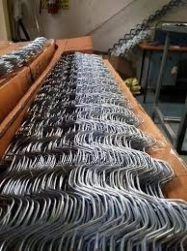 Durable Zigzag Wire for Greenhouse Film Fixing - main view