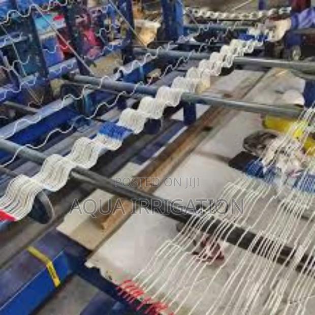 Rust-Resistant Zigzag Wire – Built to Last! - main view