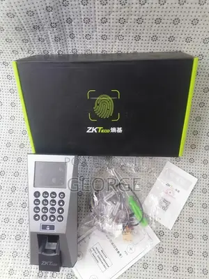 Outstanding F18 - Fingerprint Time Attendance