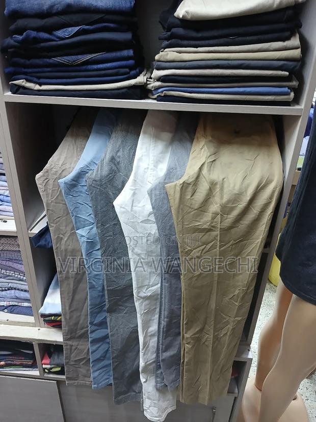 Men Khaki Trousers Mtumba