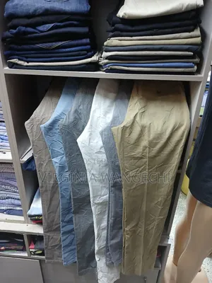 Men Khaki Trousers Mtumba