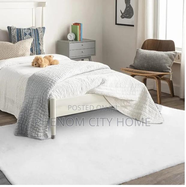 White Modern Nordic Rabbit Fur Carpets