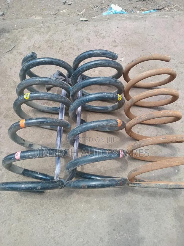 Toyota Alphard Rear Heavy Duty Spring