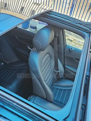 Mercedes-Benz C200 2018 Black