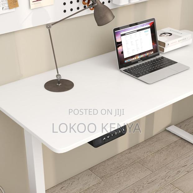 Office Desk: 1.4meter Height Adjustable Electric Office Desk - thumbnail 3