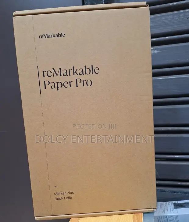 reMarkable PaperPro MarkerPlus+BookFolio 利き