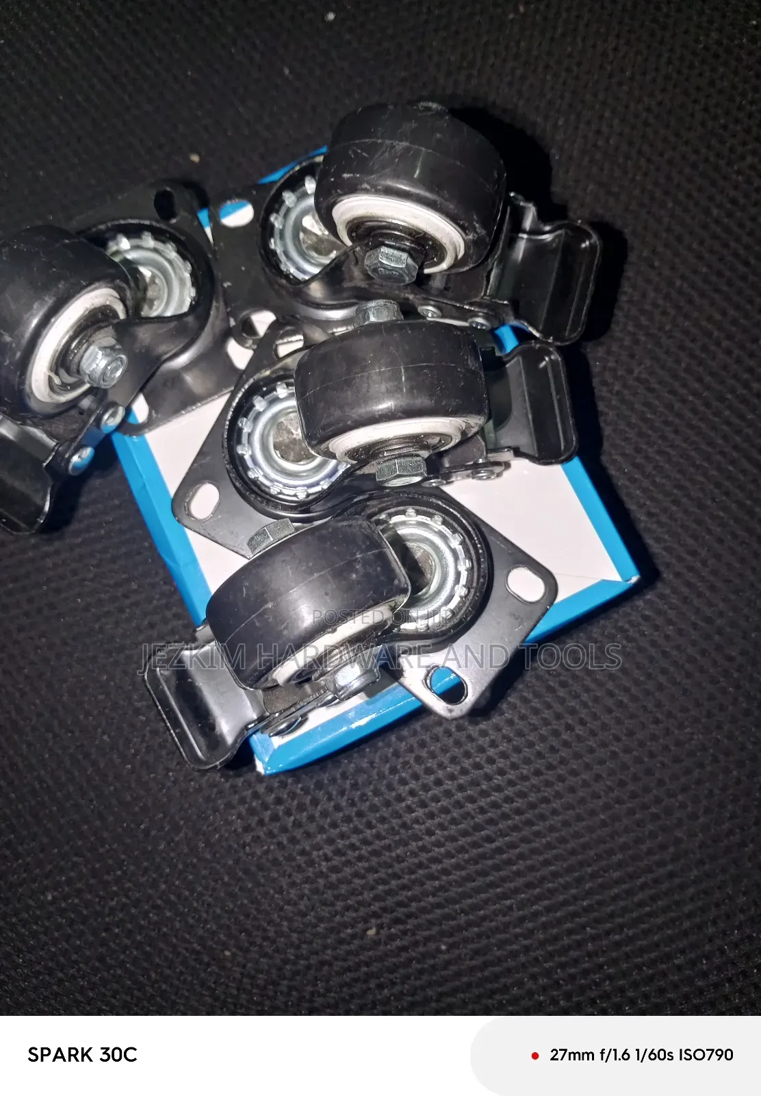 Caster Wheels With Break 1 1⁄2" 4pcs Set