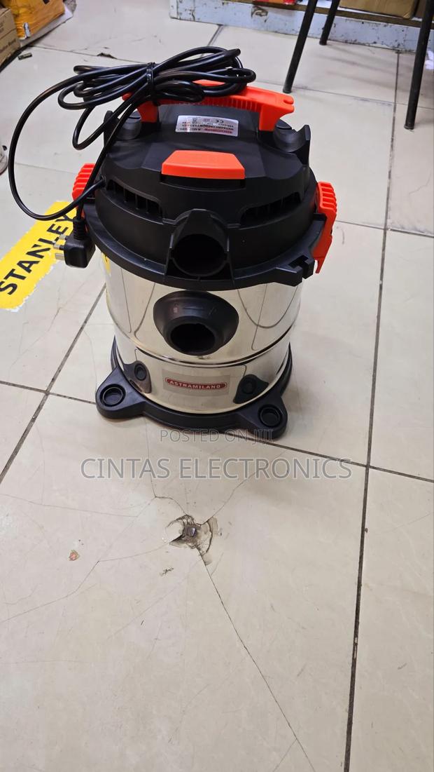 Commercial 20l Vacuum Cleaner - thumbnail 2