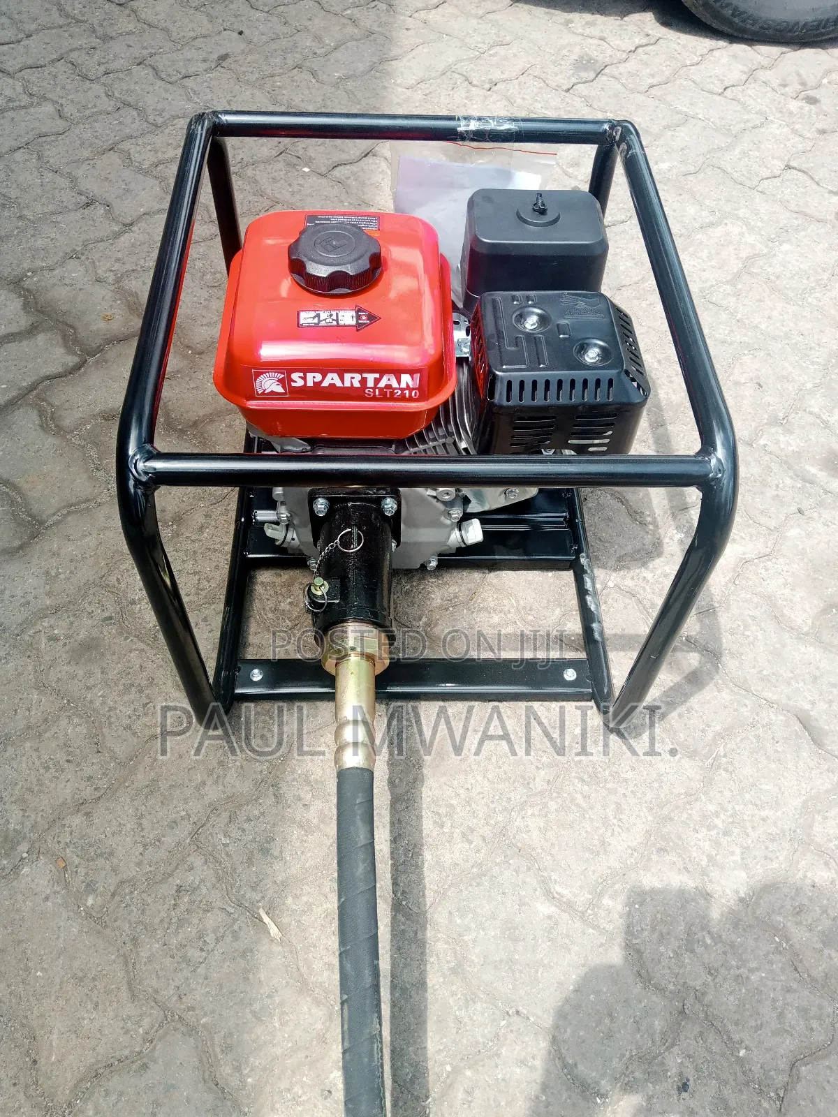 Concrete Vibrator (Aico)  7.5hp Engine