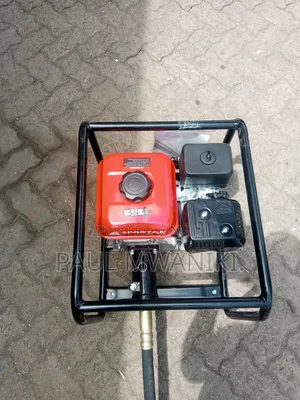 Concrete Vibrator (Aico)  7.5hp Engine