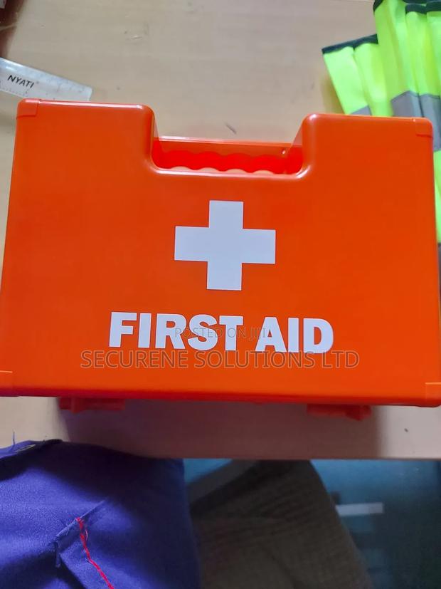 Medium Red First Aid - main view