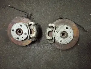 Daihatsu Move Front Wheel Hubs