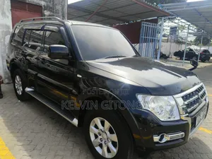 Mitsubishi Pajero 2017 Black