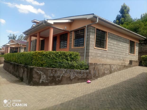 3bdrm Bungalow in Kahuho, Rimpa for rent