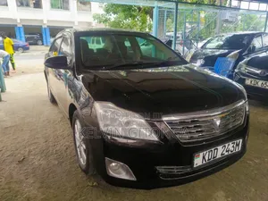 Toyota Premio 2015 Purple