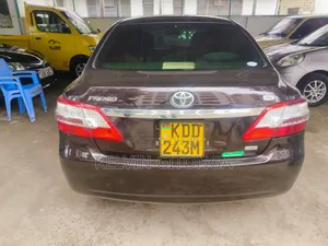 Toyota Premio 2015 Purple
