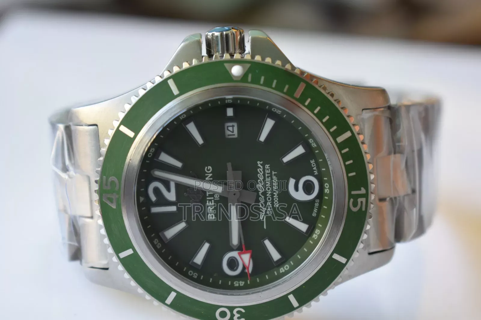 Breitling Superocean Chronometer Watch New Releasee