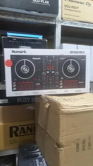 Numark Mixtrack Pro 3dj Controller
