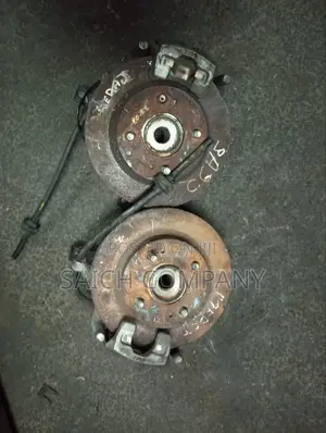 Mitsubishi Mirage Front Wheel Hubs