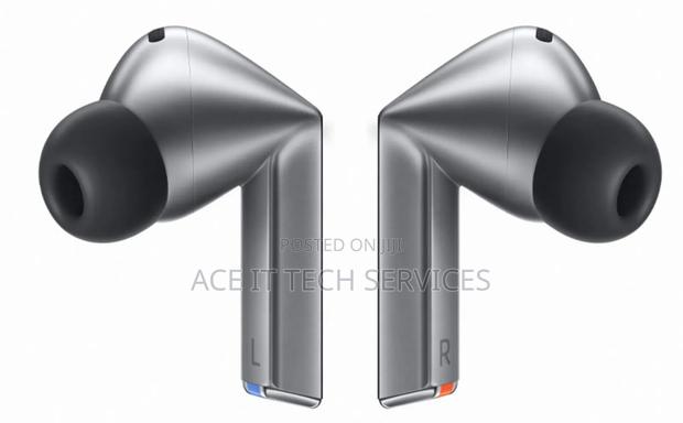 Samsung Galaxy Buds3 PRO- R630 - main view