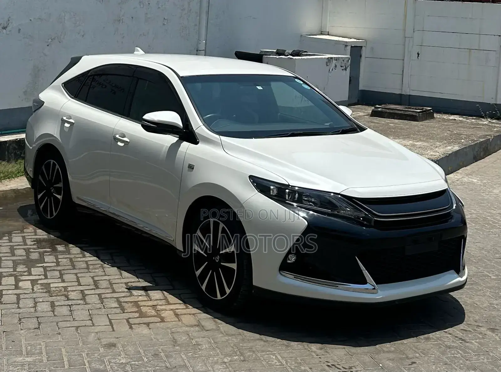 Toyota Harrier 2018