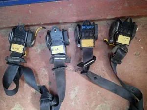 Mitsubishi Rvr Front Sefetybelts .