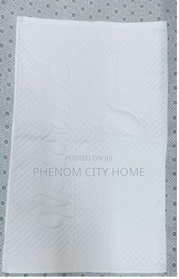 White Heavy Towel Design Bathmats