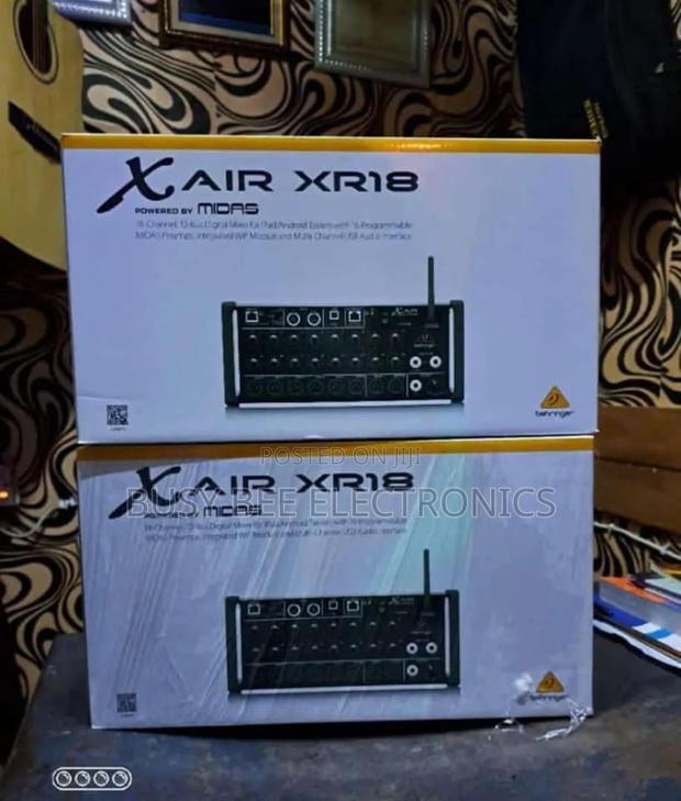 Behringer X Air Xr18- 18-Channel Audio Interface - main view