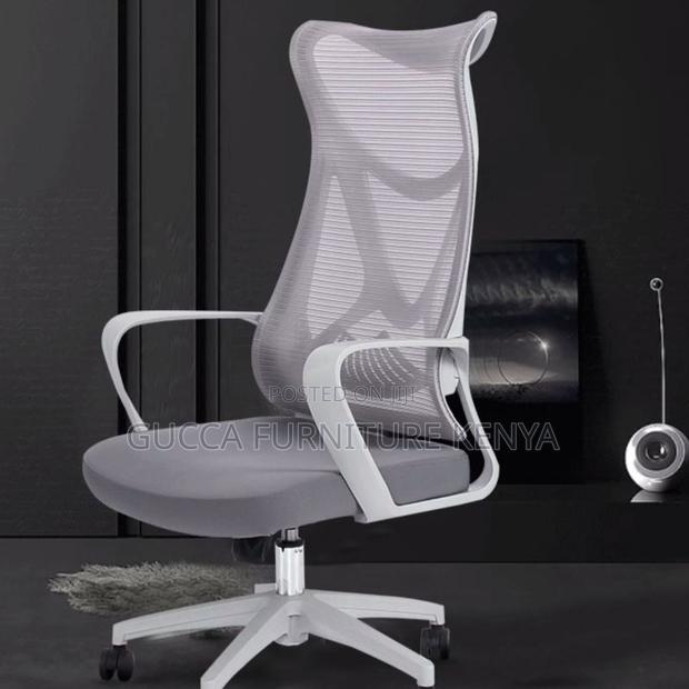 Office Chairs: Ergonomic Supportive Office Mesh Chair