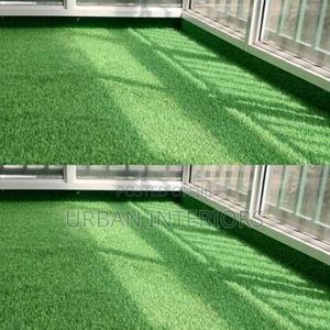Artificial Grass Carpet Artificial Grass Carpet Glass Wall - main view