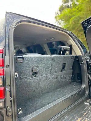 Toyota Land Cruiser 2017 Black