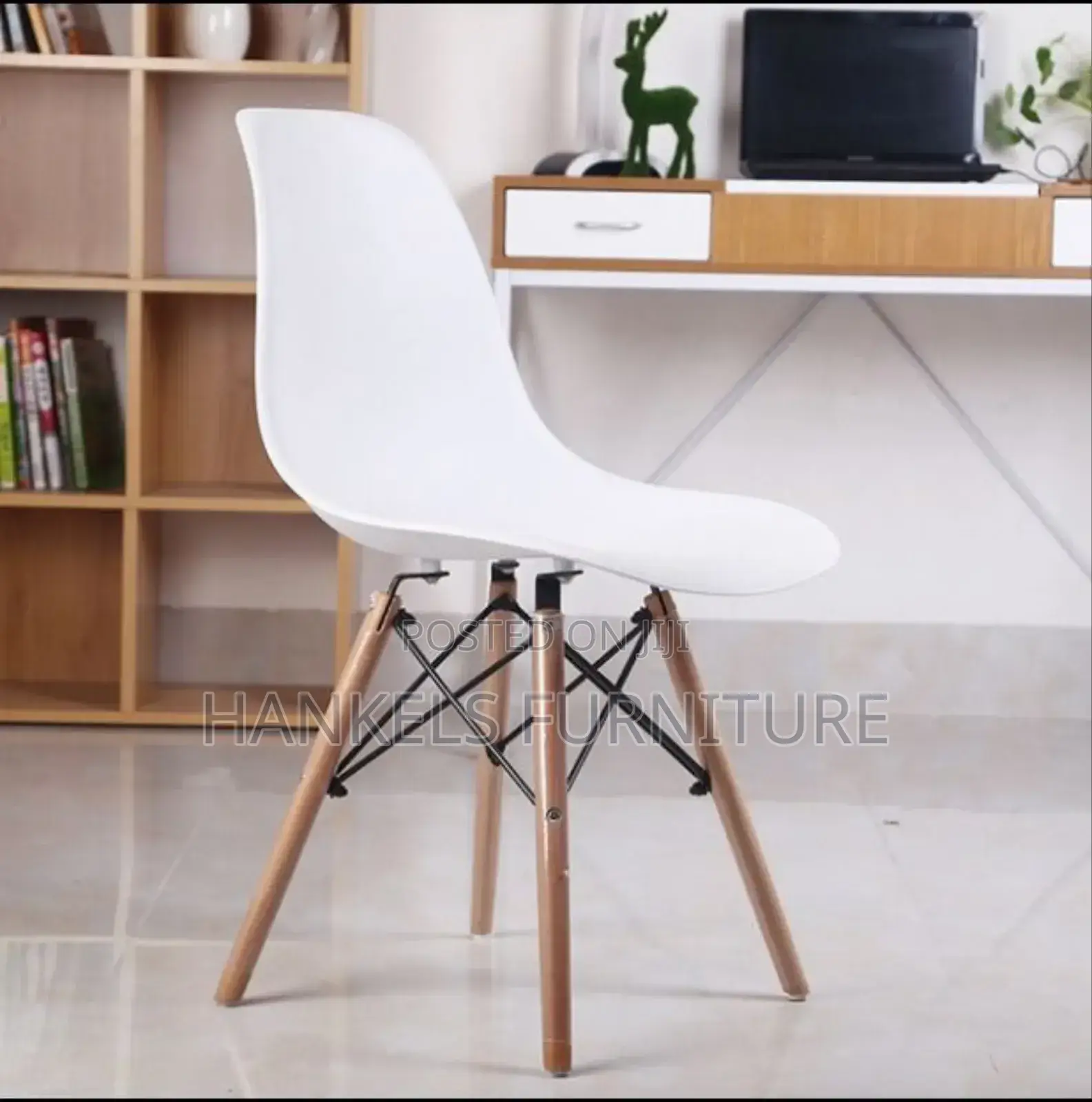 Eames Dining Chair