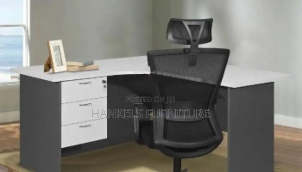 Customized Office Desk - main view