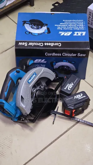 Makita Cordless Circular Saw