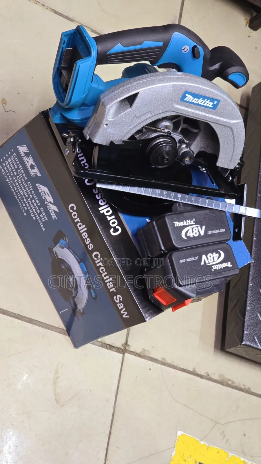 Makita Circular Saw With Batteries