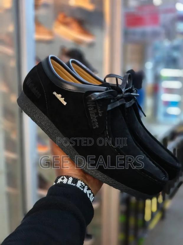 Black Clark Wallabees Casual Shoes, - thumbnail 2