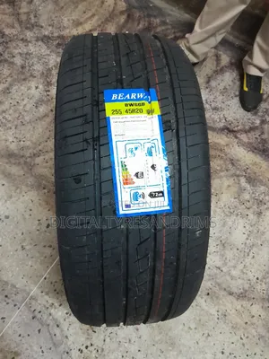 255/45r20 Bearway Tyres Brand New
