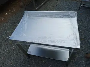 Working Table Top 3ft With a Splash.