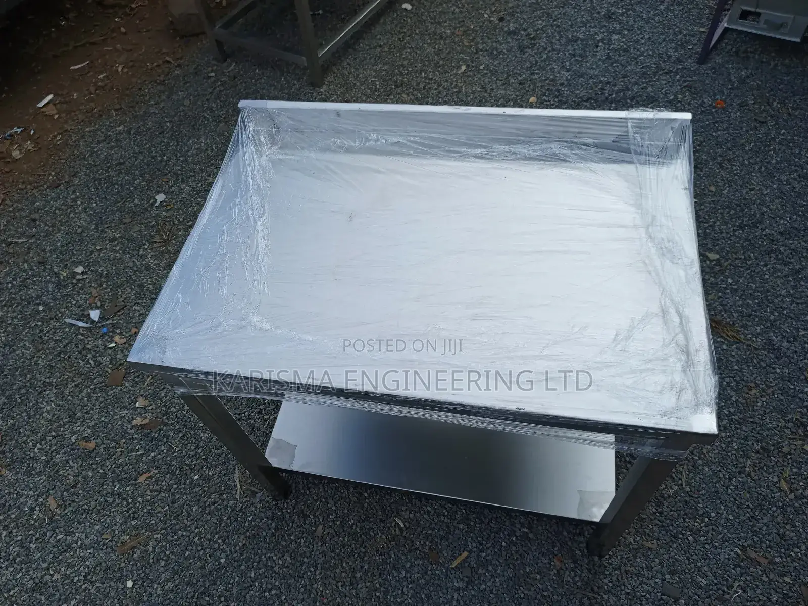 Working Table Top 3ft With a Splash.