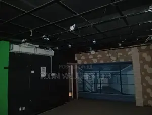 Fully Equiped Studio to Let